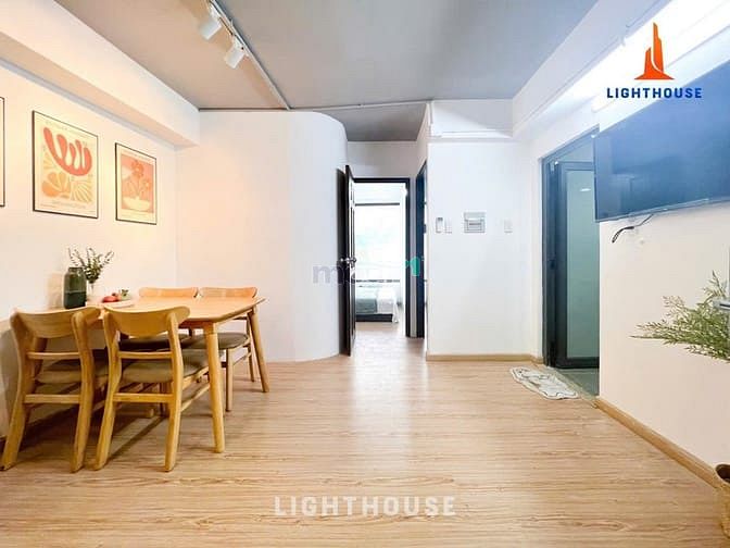 Hình ảnh Mb6623 nạp rút nhanh chóng 2PN 50m2 cửa sổ lớn gần sân bay TSN, Đh Huflit