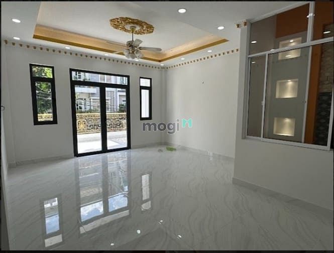 Hình ảnh Mặt tiền Kdc Tên Lửa, 100m2 ngang 5m, 4 Tầng, Shr, Giá 13,3tỷ.