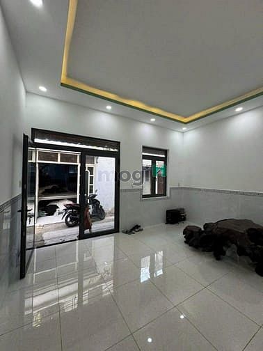 Hình ảnh Nhà Bình tân giáp Aeon mall Tân phú, 56m2 ngang 5m, Giá 3,2tỷ.