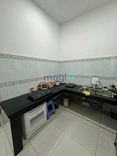 Hình ảnh Nhà Bình tân giáp Aeon mall Tân phú, 56m2 ngang 5m, Giá 3,2tỷ.