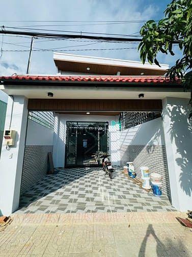 Hình ảnh 𝐁𝐚́𝐧 𝐍𝐡𝐚̀ 𝐌𝐚̣̆𝐭 𝐓𝐢𝐞̂̀𝐧 𝐍𝐠𝐮𝐲𝐞̂̃𝐧 𝐓𝐡𝐢̣ 𝐊𝐢𝐦