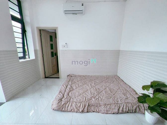 Hình ảnh Cho Thuê Studio Bancon Ngay An Dương Vương Quận 8, Gần CV Phú Lâm