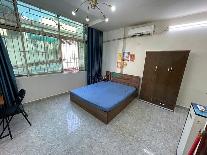Hình ảnh Studio Trung Tâm Q1, có ban cửa sổ lớn, thoáng mát sạch sẽ, giờ giấc t