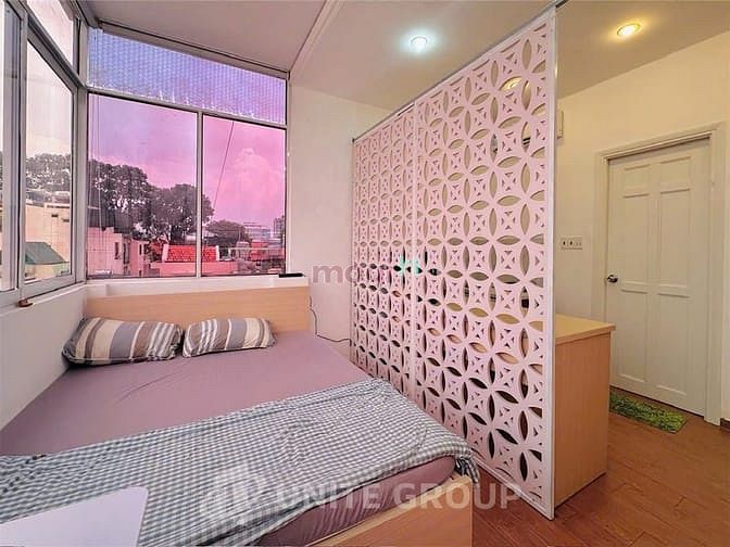 Hình ảnh Mb6623 nạp rút nhanh chóng tone hồng tách bếp - Thang máy view thành phố siêu chill
