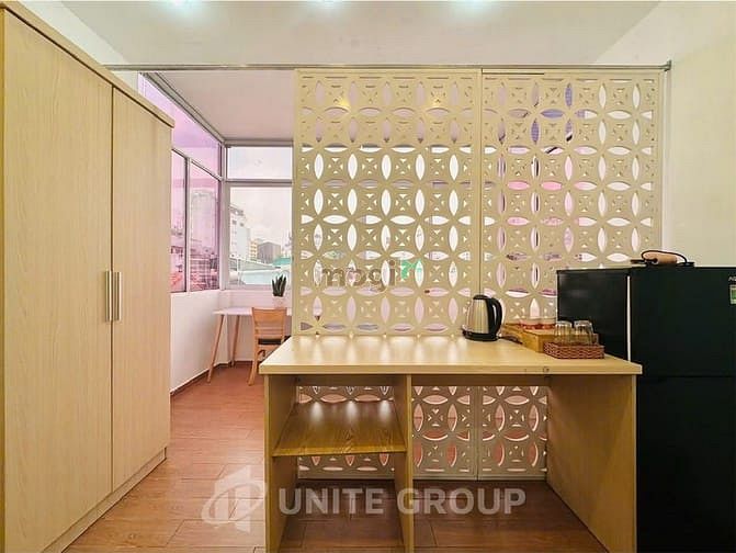 Hình ảnh Mb6623 nạp rút nhanh chóng tone hồng tách bếp - Thang máy view thành phố siêu chill