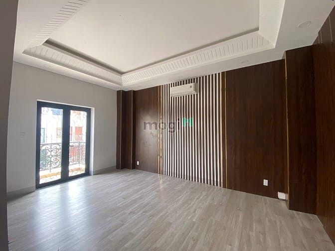 Hình ảnh Cho thuê biệt thự thang máy mặt tiền khu dân cư cao cấp