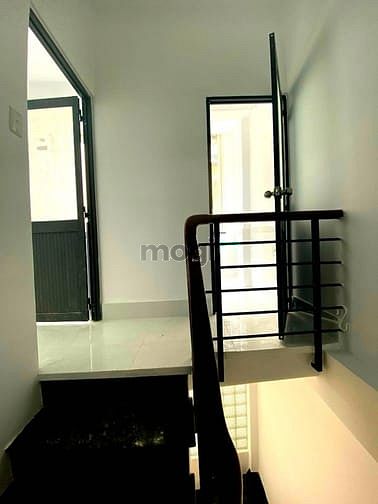 Hình ảnh 24110594-Bán nhà Lê Văn Sỹ P12 Q3, 28m2, HXH, SHR 6 tầng 4PN, 9.4ty TL