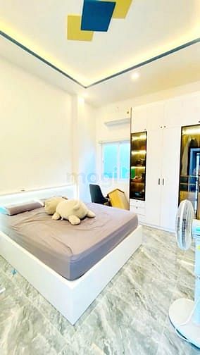 Hình ảnh Giảm 150tr Còn 5.35ty Phạm Văn Chiêu P14 Hẻm Ôtô 50m2