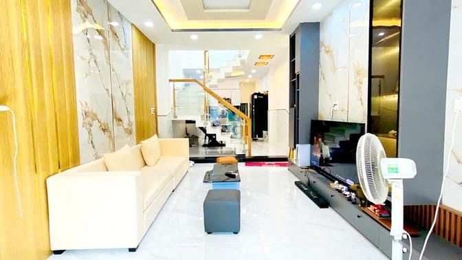Hình ảnh Giảm 150tr Còn 5.35ty Phạm Văn Chiêu P14 Hẻm Ôtô 50m2
