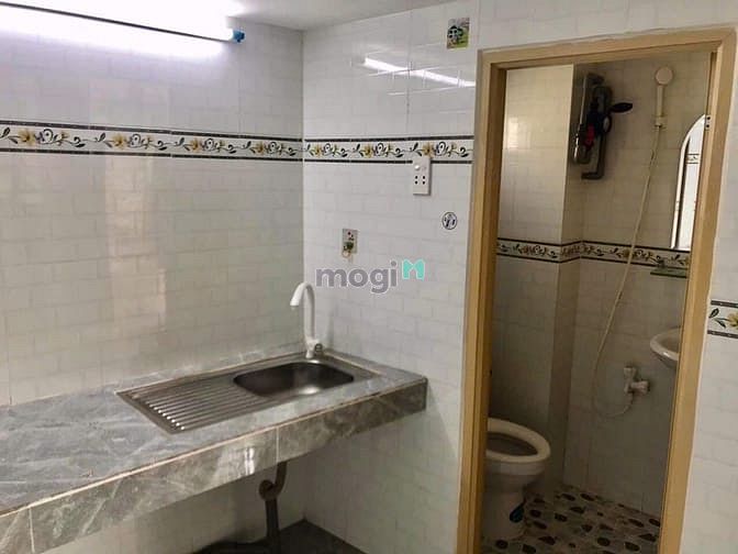 Hình ảnh Pass Phòng trọ Q4 có thể dọn vào liền