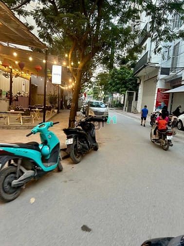 Hình ảnh Bán nhà đẹp ngõ 286 Nguyễn Xiển, ô tô vào, 50m2, 4 tầng, 12.8 tỷ