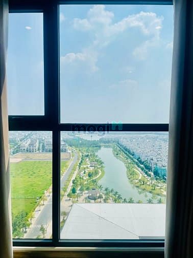 Hình ảnh Cho thuê căn 2 ngủ góc tòa P4 thoáng đãng, view đẹp