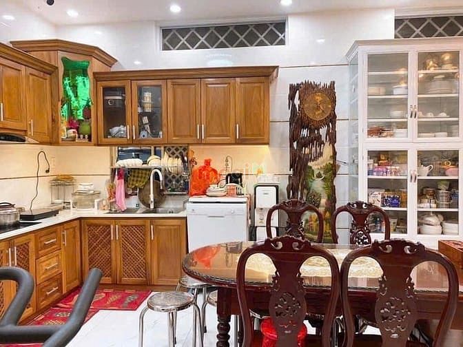 Hình ảnh Nhà khu A42 dân trí cao xây kiêng cố biệt thự 140m2 giá 7,65 tỷ 5PN 3L