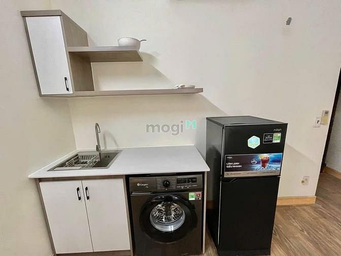 Hình ảnh Mb6623 nạp rút nhanh chóng Studio ban công 40m2 ngay CV HOÀNG VĂN THỤ, Sân bay TSN