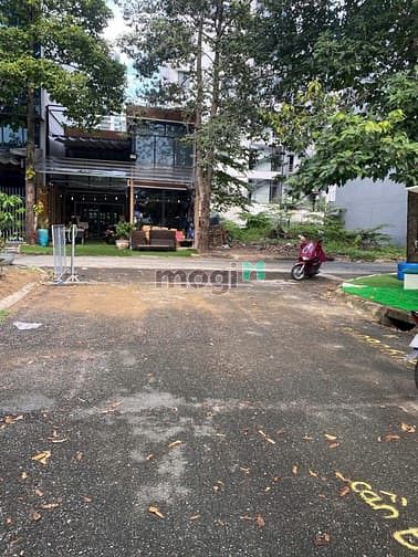 Hình ảnh Bán đất huy hoàng Thạnh Mỹ lợi Q.2 giá 205tr/m2