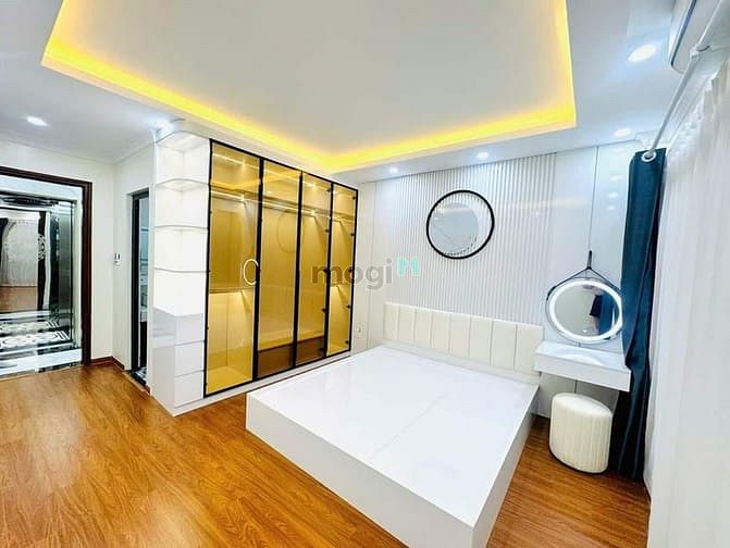 Hình ảnh Bán Nhà Phân Lô Láng Hạ, Quận Đống Đa, Dt 42m2 x 6 tầng, Mt 4,3m