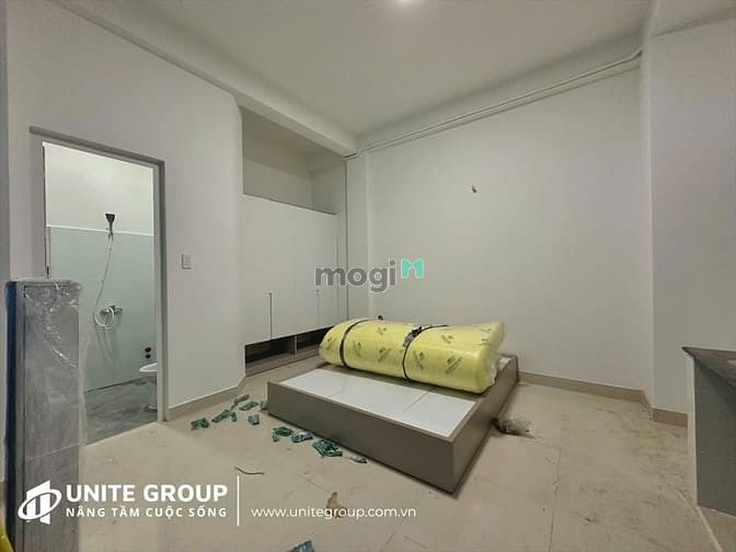 Hình ảnh Studio mới chưa bóc seal cửa sổ thoáng full NT Q8