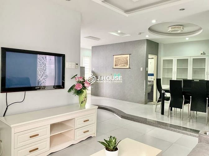 Hình ảnh Chung cư 2PN full nội thất view cầu chữ Y_Cách Nowzone chỉ 1.5km