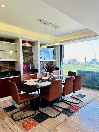 Hình ảnh Nice Penthouse in Garden Court for rent in District 7