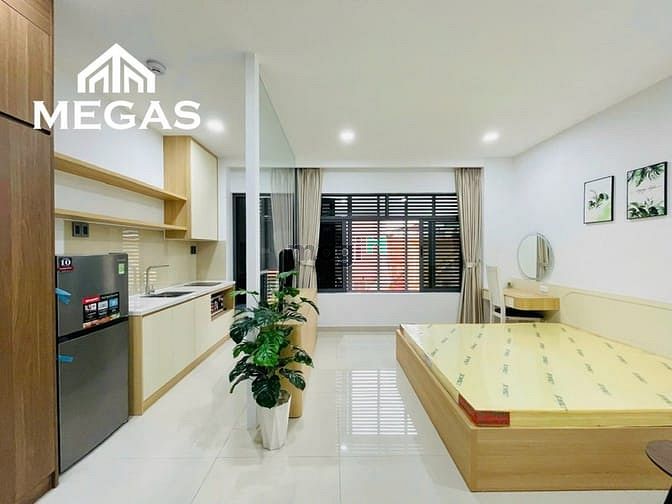 Hình ảnh Căn Hộ Cao Cấp, Mới 100% - Ban Công Riêng, ngay Lê Văn Sỹ - Tân Bình