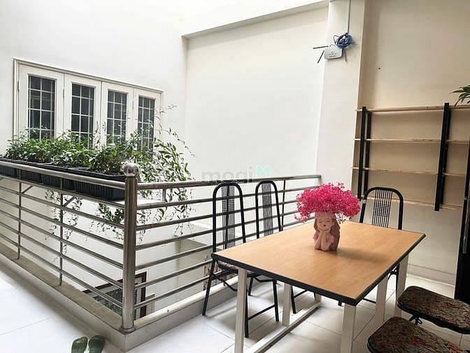 Hình ảnh Ký Túc Xá Nữ Nguyễn Gia Trí có thang máy, mới khai trương, giá từ 1tr8