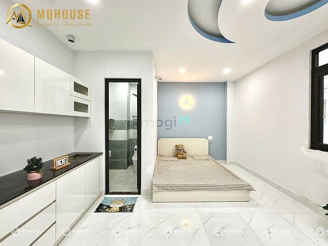 Hình ảnh Căn Hộ FULL Nội Thất Cửa Sổ Thoáng - Ngay Đường Hòa Bình - Đầm Sen