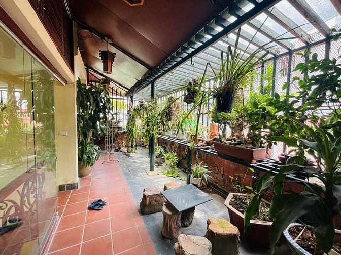 Hình ảnh Bán Nhà Phân Lô Phố Trần Quốc Hoàn - Cầu Giấy - Dt 40/50m2 x 5 tầng.