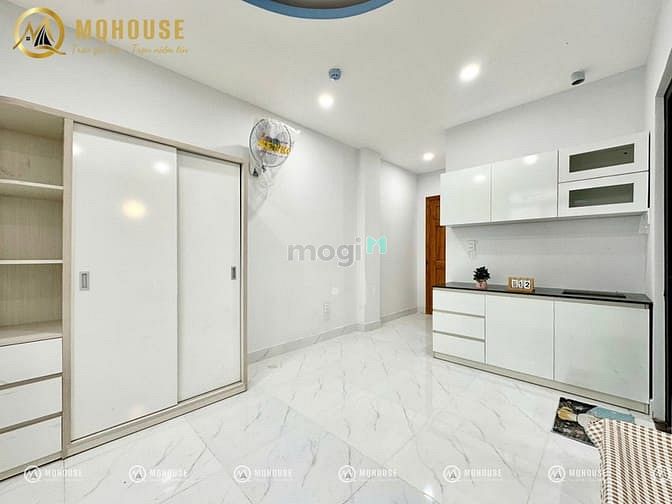 Hình ảnh Căn Hộ FULL Nội Thất Cửa Sổ Thoáng - Ngay Đường Hòa Bình - Đầm Sen