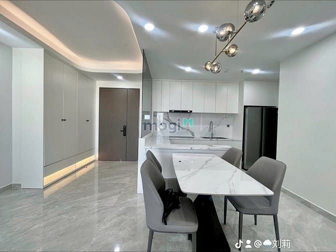 Hình ảnh Midtown The Park 아파트 135m2, 새로운 디자인, 침실 3개, 고급 가구 완비, 임대료 4,700만 달러