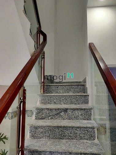 Hình ảnh Cho Thuê Nhà Nguyên Căn 1 Trệt 2 Lầu 3PN 2WC