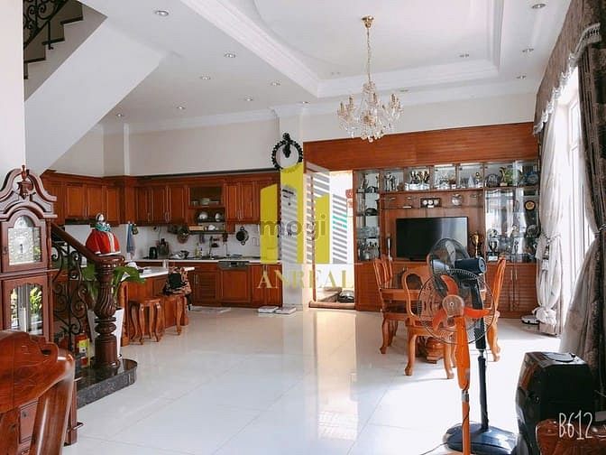 Hình ảnh Biệt Thự Hầm 3 Lầu Full Nội Thất Giá 50 triệu