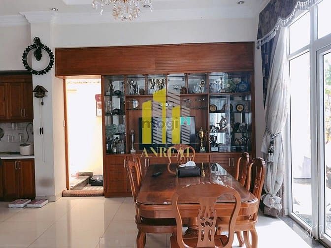 Hình ảnh Biệt Thự Hầm 3 Lầu Full Nội Thất Giá 50 triệu