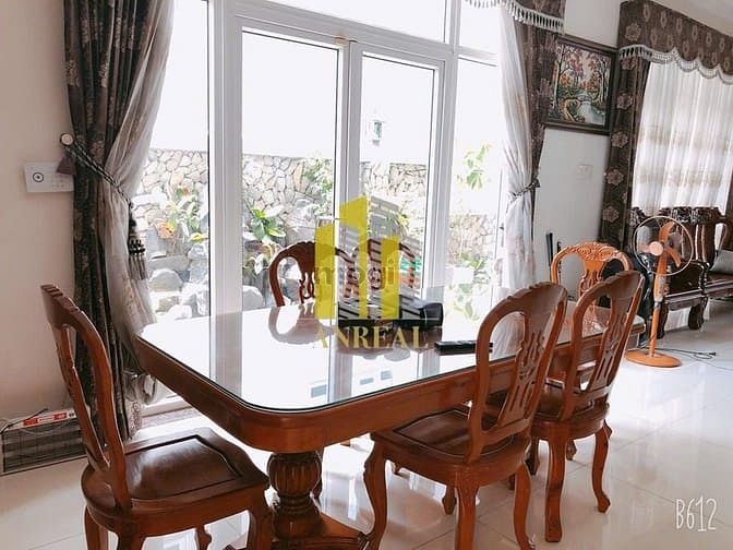 Hình ảnh Biệt Thự Hầm 3 Lầu Full Nội Thất Giá 50 triệu