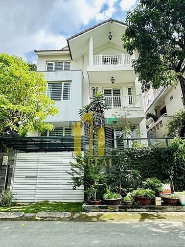 Hình ảnh Biệt Thự Hầm 3 Lầu Full Nội Thất Giá 50 triệu