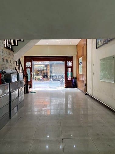 Hình ảnh Cho thuê nhà ngõ phố Đỗ Quang, Cầu Giấy. DT 70m2, 5 tầng. Giá 35 triệu