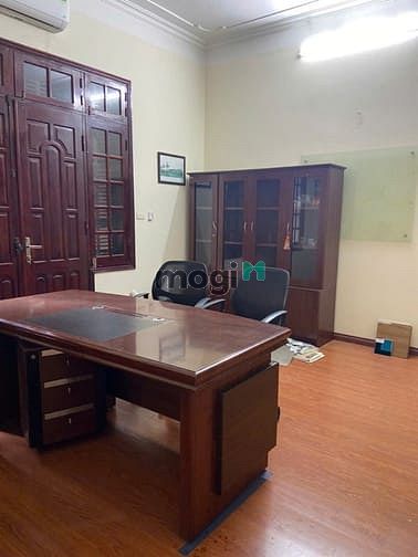 Hình ảnh Cho thuê nhà ngõ phố Đỗ Quang, Cầu Giấy. DT 70m2, 5 tầng. Giá 35 triệu