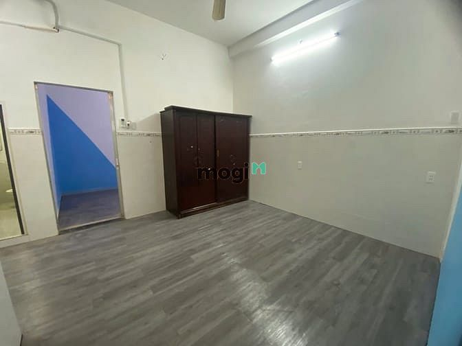 Hình ảnh Cho Thuê Nhà Nguyên Căn, Full Nột Thất, Có 2 PN,1 P.Bếp,1 P.khách,