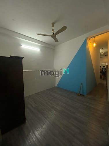 Hình ảnh Cho Thuê Nhà Nguyên Căn, Full Nột Thất, Có 2 PN,1 P.Bếp,1 P.khách,