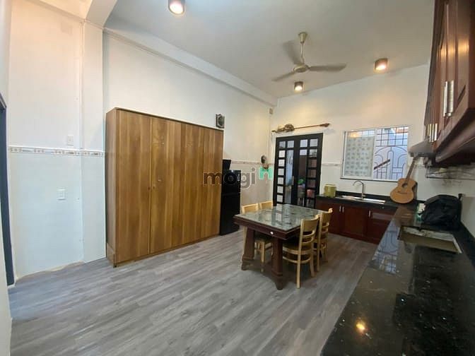 Hình ảnh Cho Thuê Nhà Nguyên Căn, Full Nột Thất, Có 2 PN,1 P.Bếp,1 P.khách,