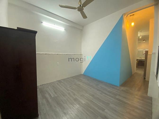 Hình ảnh Cho Thuê Nhà Nguyên Căn, Full Nột Thất, Có 2 PN,1 P.Bếp,1 P.khách,