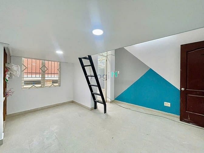 Hình ảnh 🏠 Duplex mới xây có ban công gần Đại học Hutech, GTVT