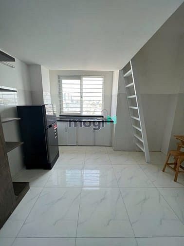 Hình ảnh Duplex cửa sổ trời rộng 30m2 view Landmark 81