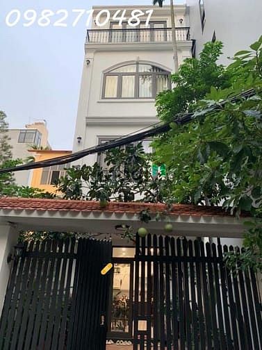 Hình ảnh Cần bán biệt thự Âu Cơ - Tây Hồ giá hấp dẫn
