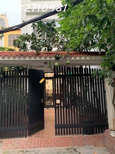 Hình ảnh Cần bán biệt thự Âu Cơ - Tây Hồ giá hấp dẫn