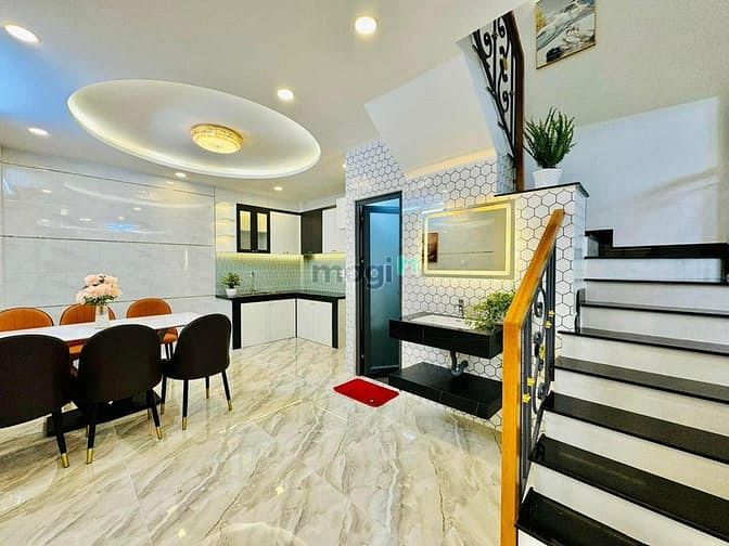 Hình ảnh SIÊU PHẨM 89 Ngô Đức Kế,p25,Bình Thạnh, 2tỷ 7 , 75m2, sổ sạch