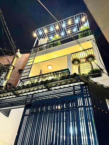 Hình ảnh SIÊU PHẨM 89 Ngô Đức Kế,p25,Bình Thạnh, 2tỷ 7 , 75m2, sổ sạch