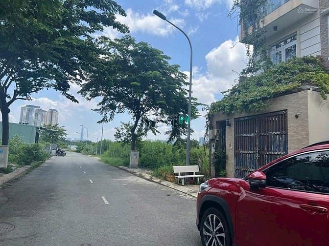 Hình ảnh Bán đất KDC nam Rạch Chiếc đường song hành Q.2 giá 9,6 tỷ