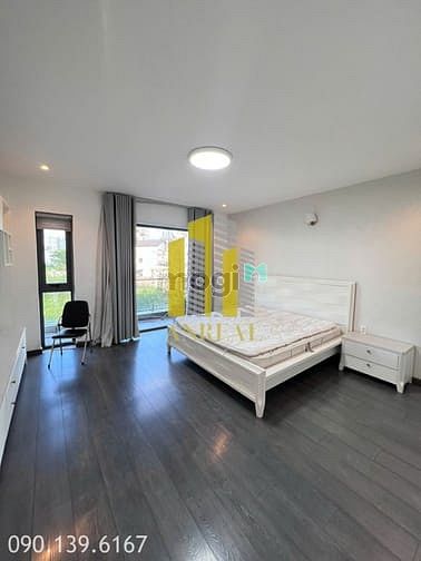 Hình ảnh Biệt Thự Hiện Đại Hầm 3 Lầu 5 Phòng, Có Thang Máy - Nội Thất Cao Cấp