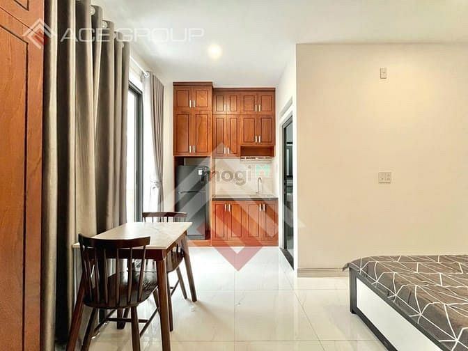 Hình ảnh Cho thuê căn Studio ban công khu sân bay TSN