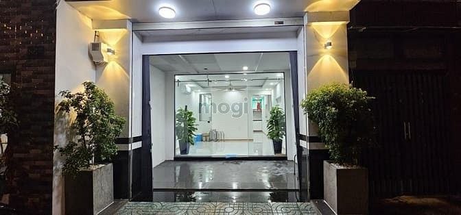 Hình ảnh Bán nhà Tam Đảo - Q10 - HẺM Ô TÔ kinh doanh spa - 4,1m x 13m - 7.65 ty